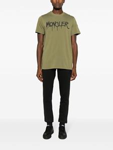 Moncler T-shirt met print - Groen