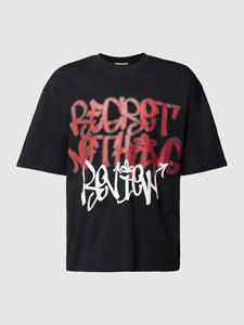 REVIEW Oversized T-shirt met graffitiprint