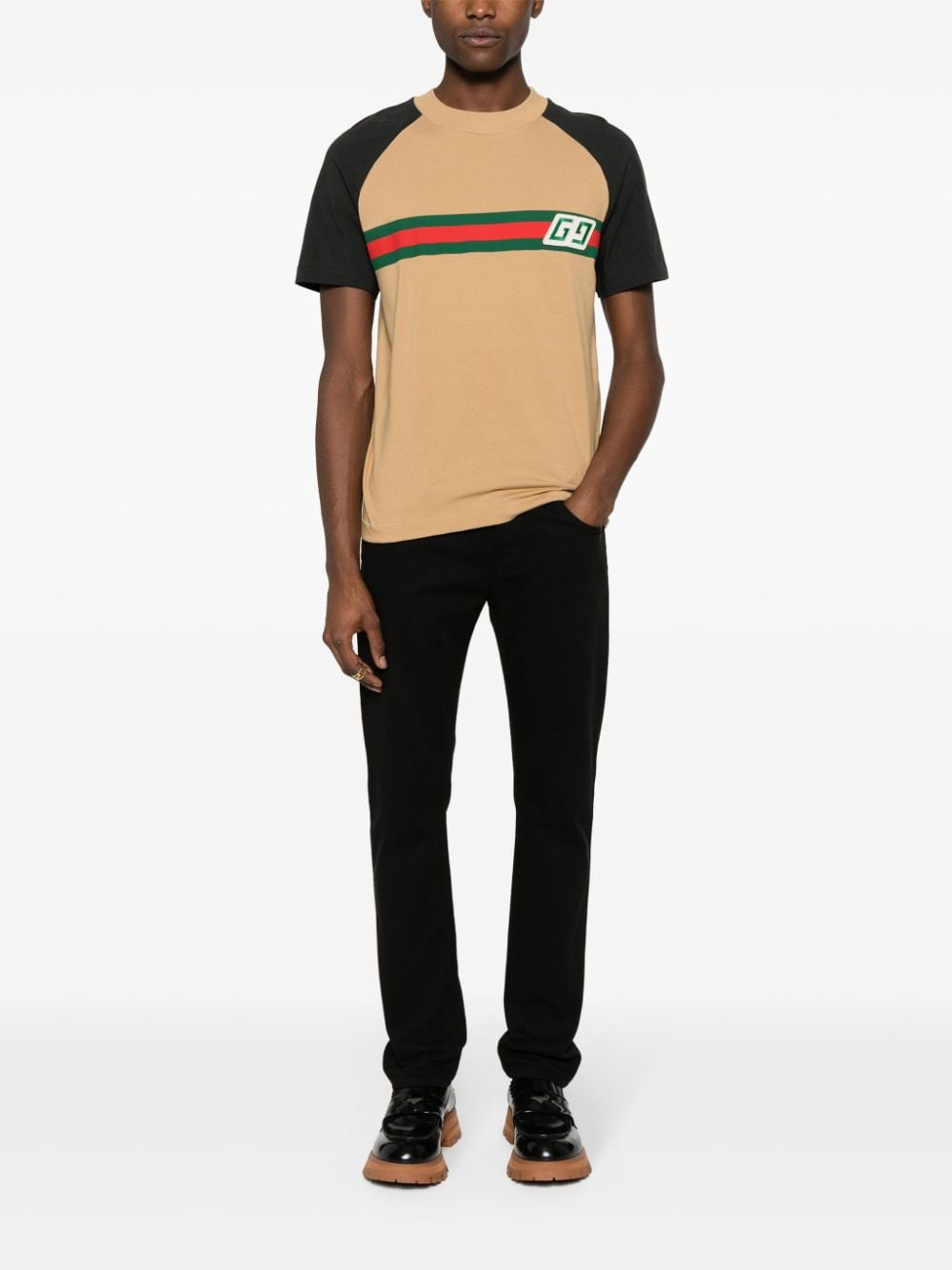 Gucci T-shirt met vierkant GG-print - Beige
