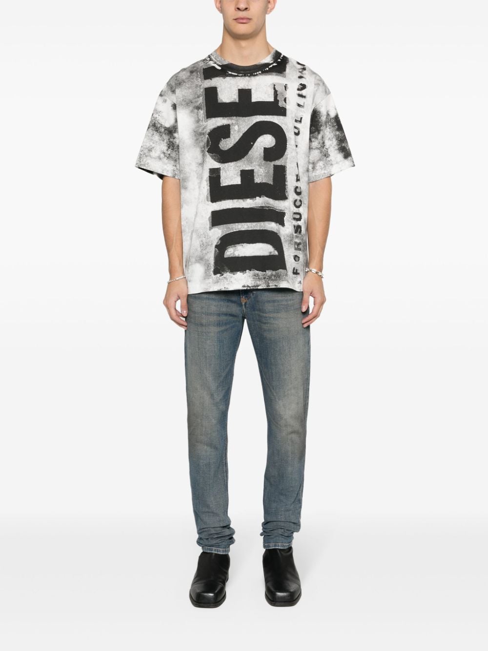 Diesel logo-print T-shirt - Zwart