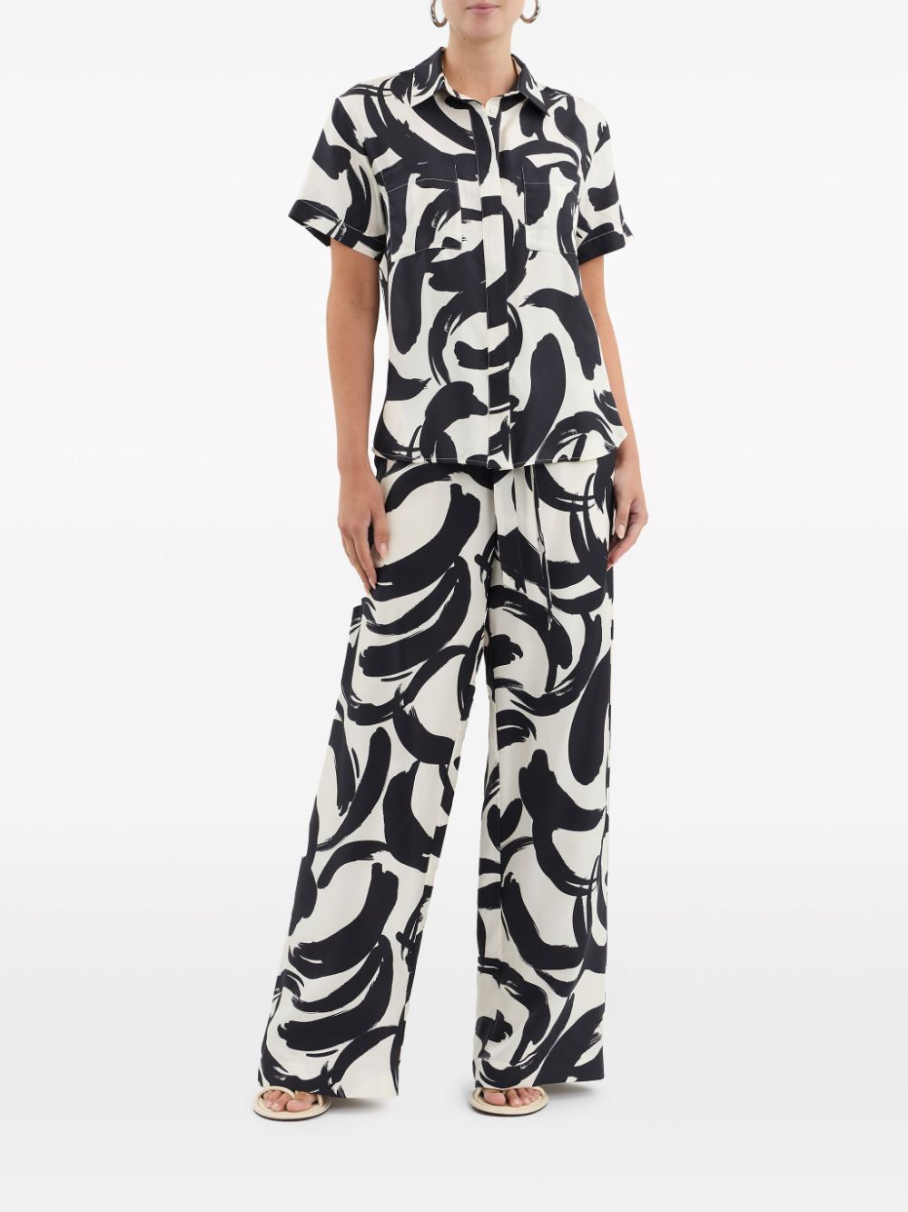 Rebecca Vallance Pompidou abstract-print silk shirt - Wit