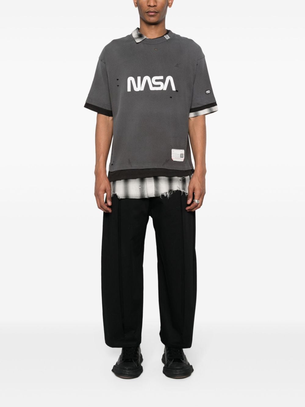 Maison Mihara Yasuhiro Triple gelaagd katoenen T-shirt - Grijs