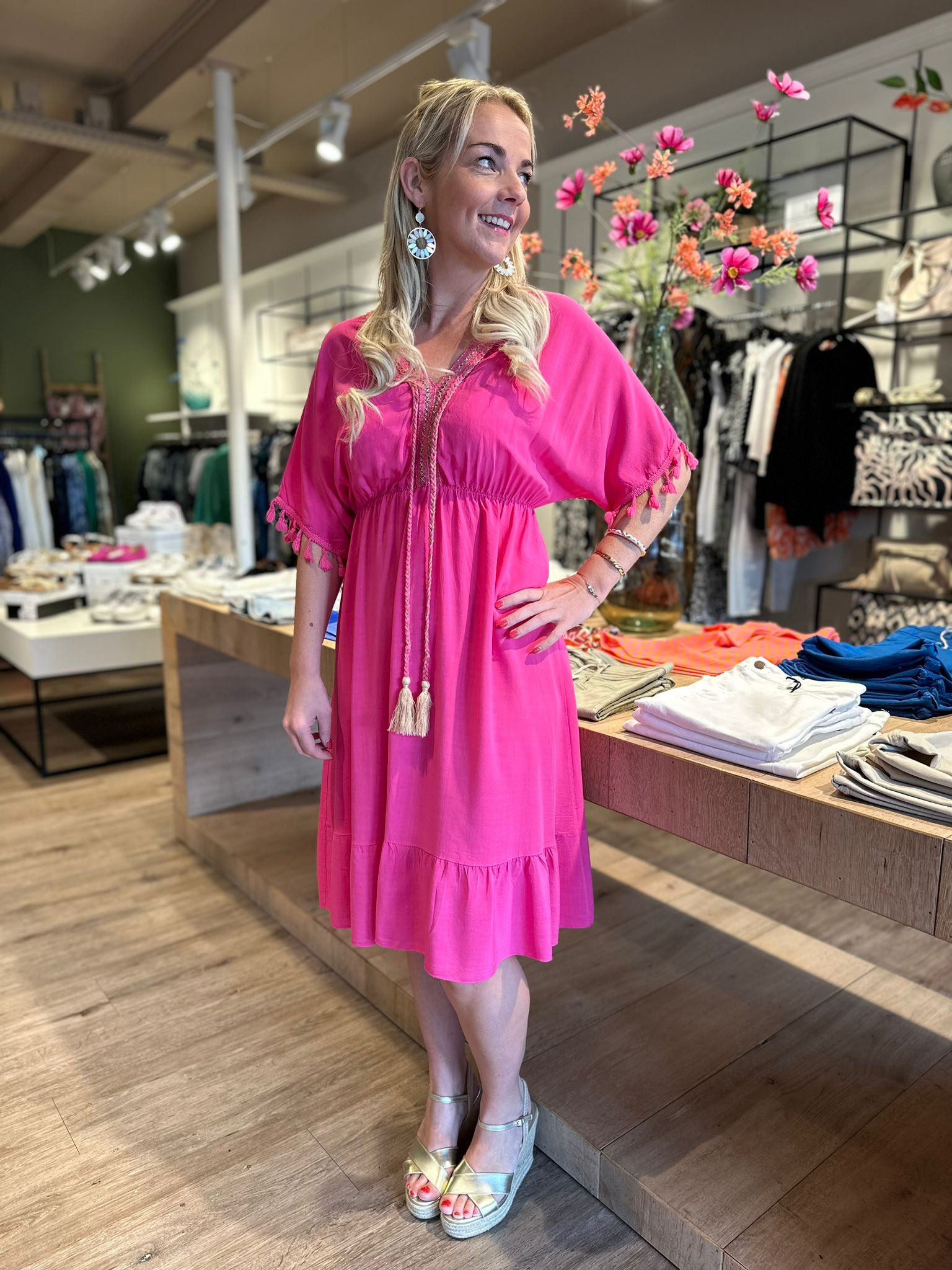 In Shape  Roze Ibiza jurk 