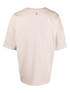 Tommy Jeans T-shirt met logopatch - Beige