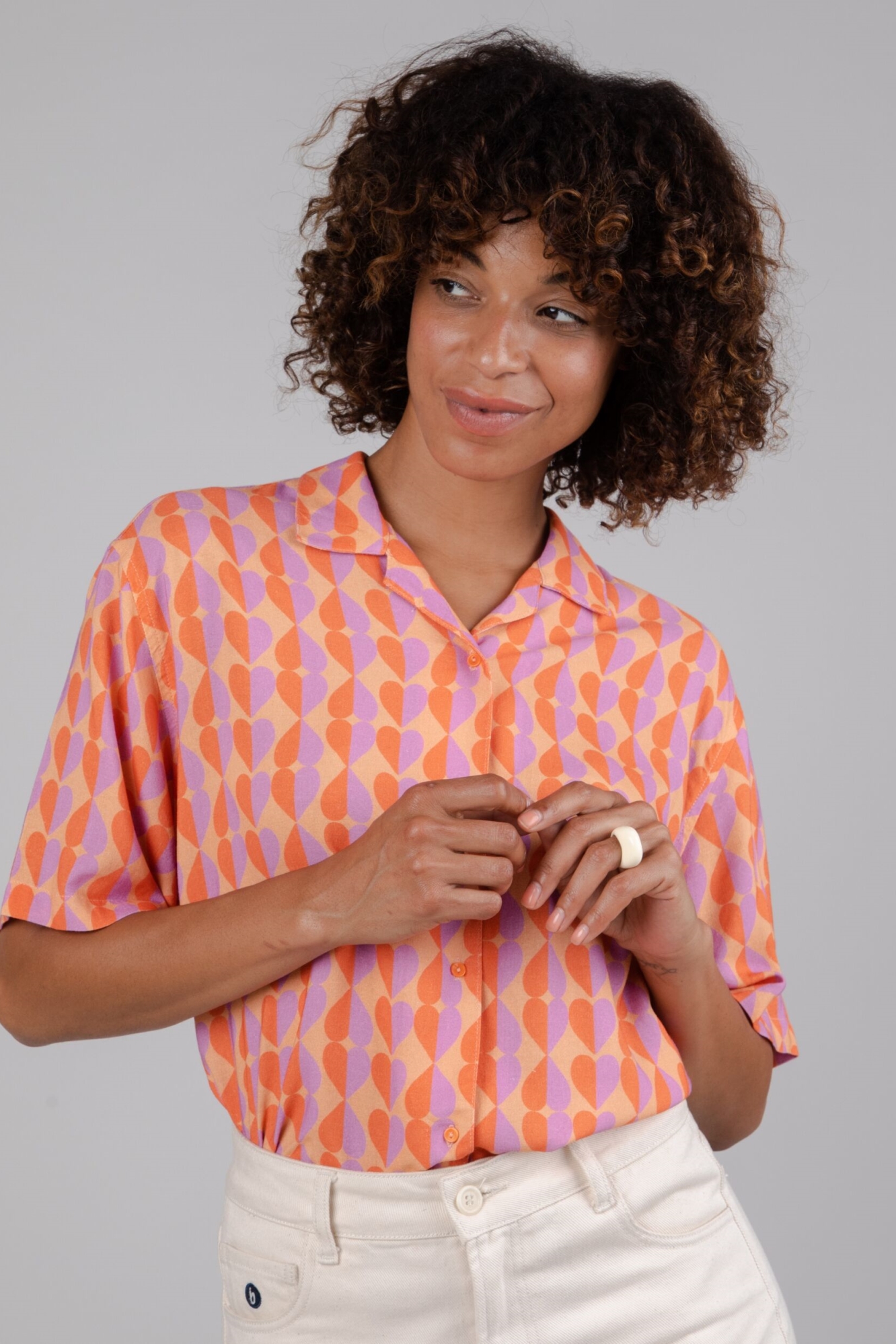 Brava Fabrics Damen vegan Bluse Gummie Aloha Coral