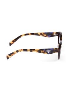 Prada Eyewear Zonnebril met schildpadschild-design - Bruin