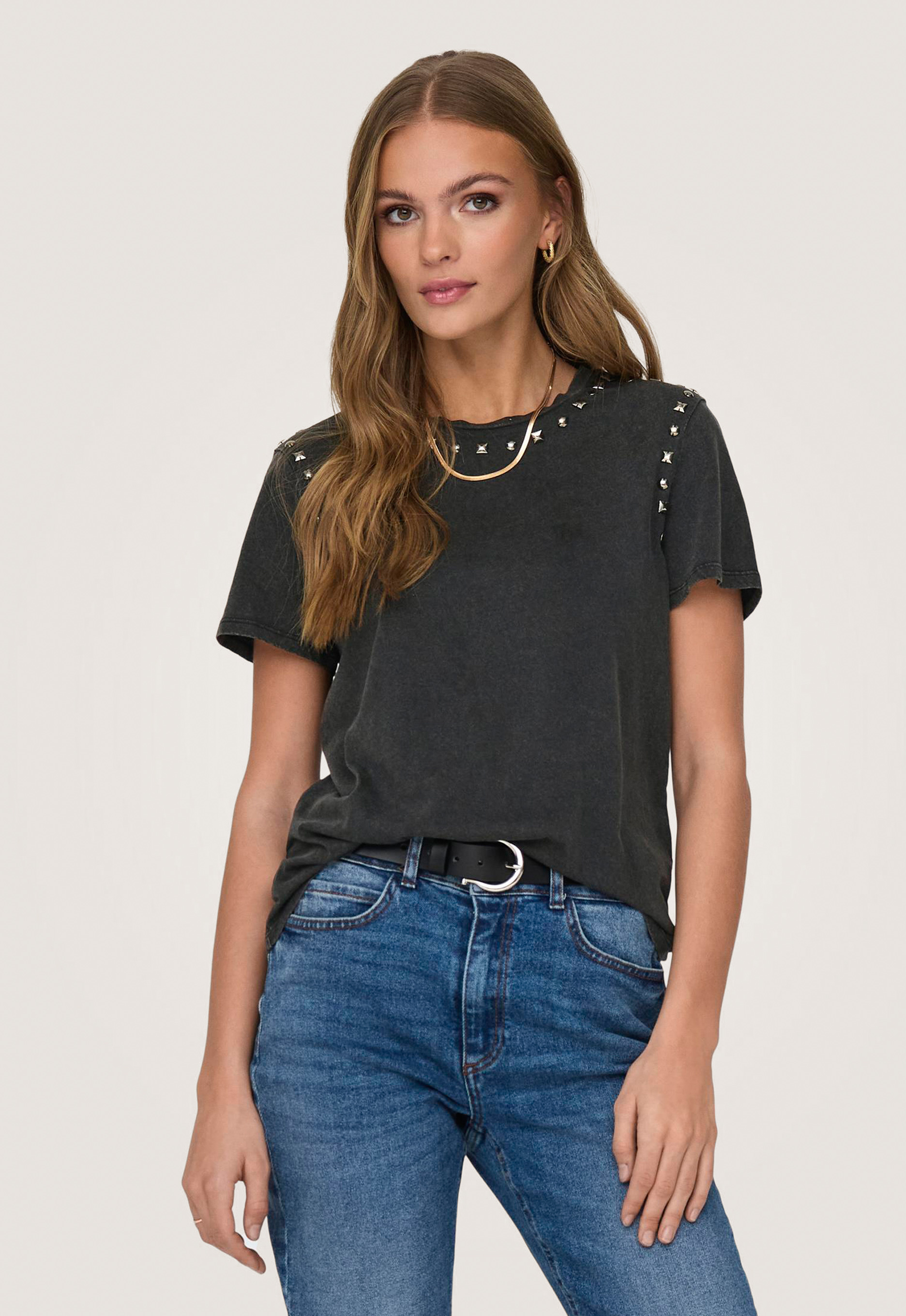 Only Lucy Studs T-shirt