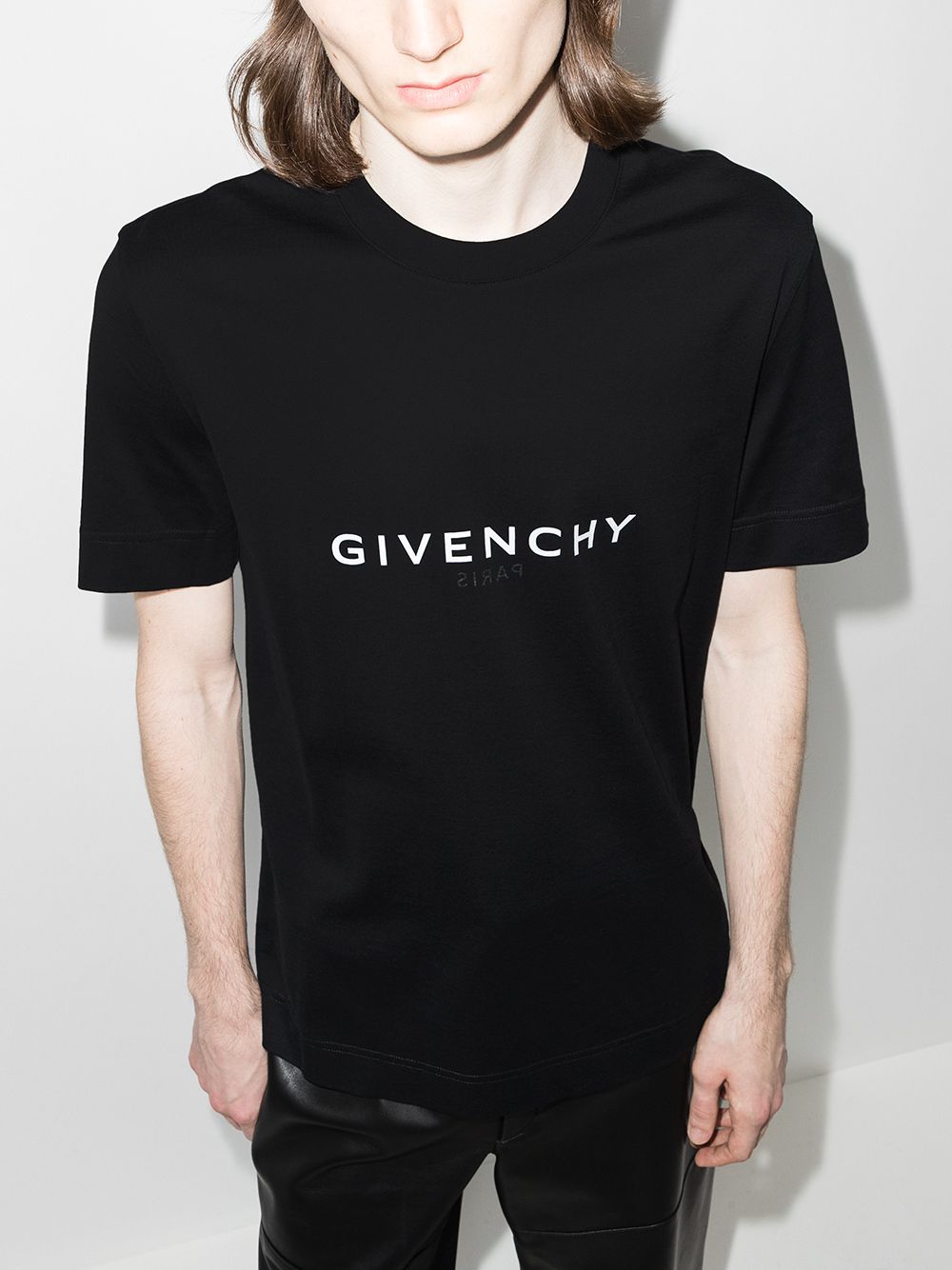 Givenchy T-shirt met logoprint - Zwart