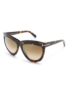 TOM FORD Eyewear Doris butterfly-frame sunglasses - Bruin