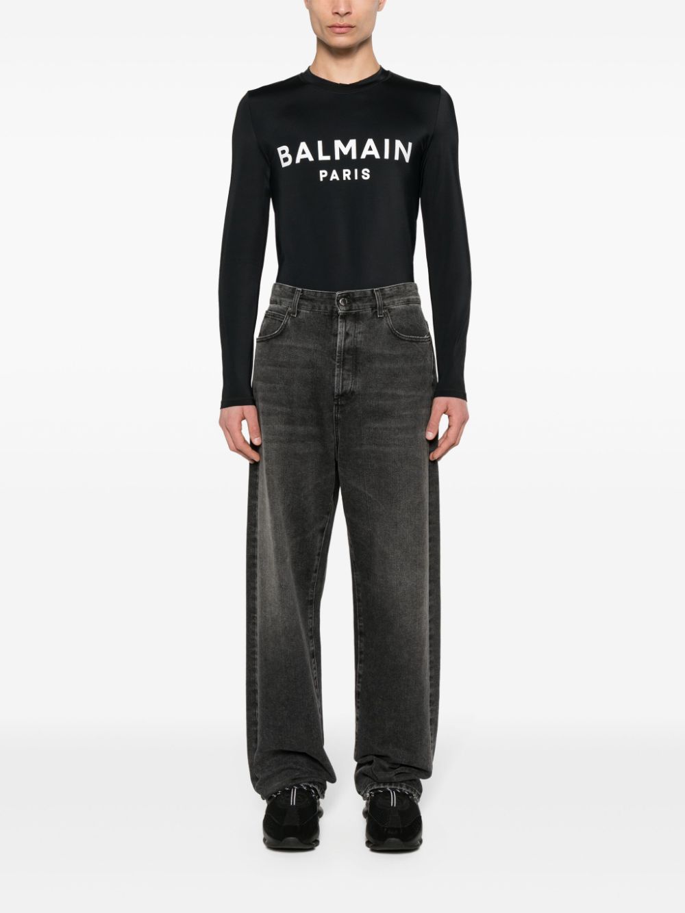 Balmain logo-print longsleeved T-shirt - Zwart