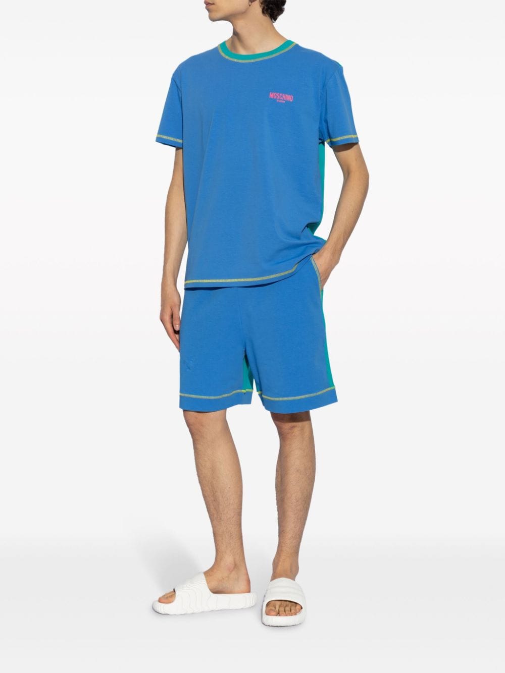Moschino logo-print cotton T-shirt - Blauw