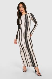 Boohoo Petite Abstract Stripe Plisse Maxi Dress, Black