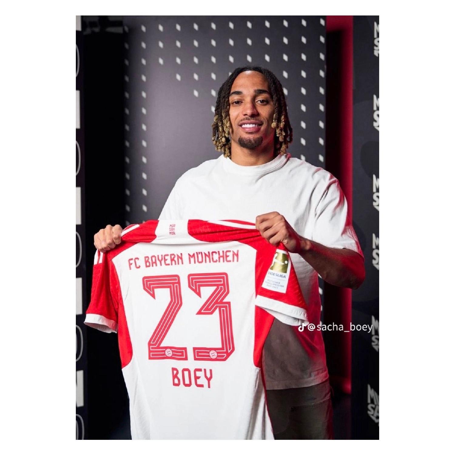 Palmiye istanbul Bayern Munich S.boey New Season White Football Shirt 2023/24