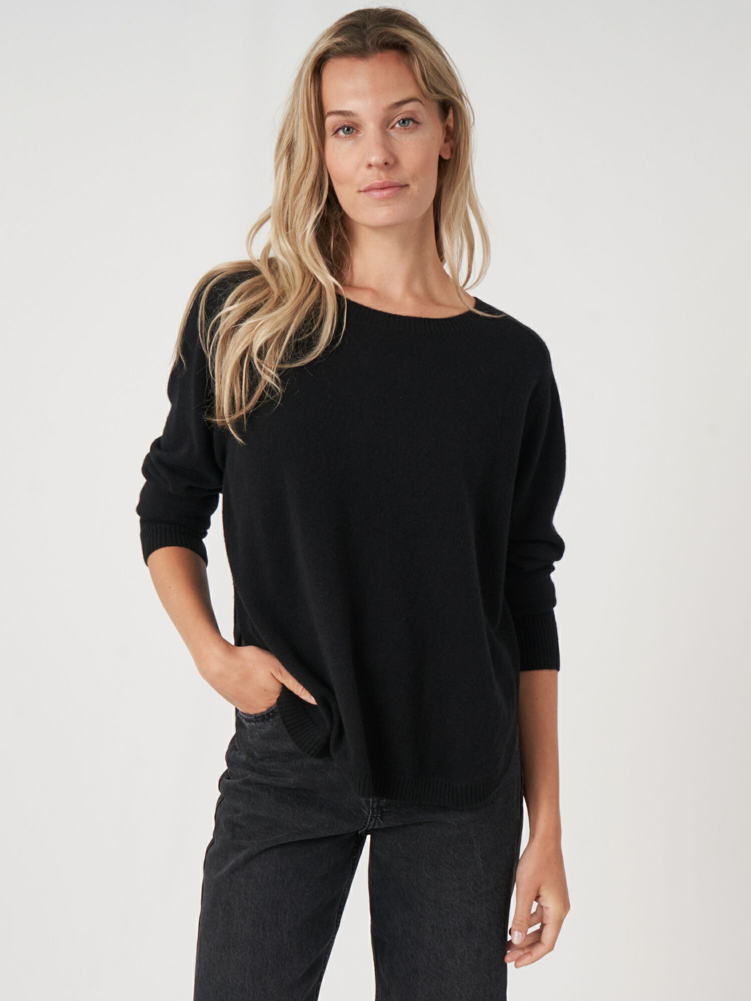 REPEAT cashmere Cashmere boothalstrui met ronde zoom