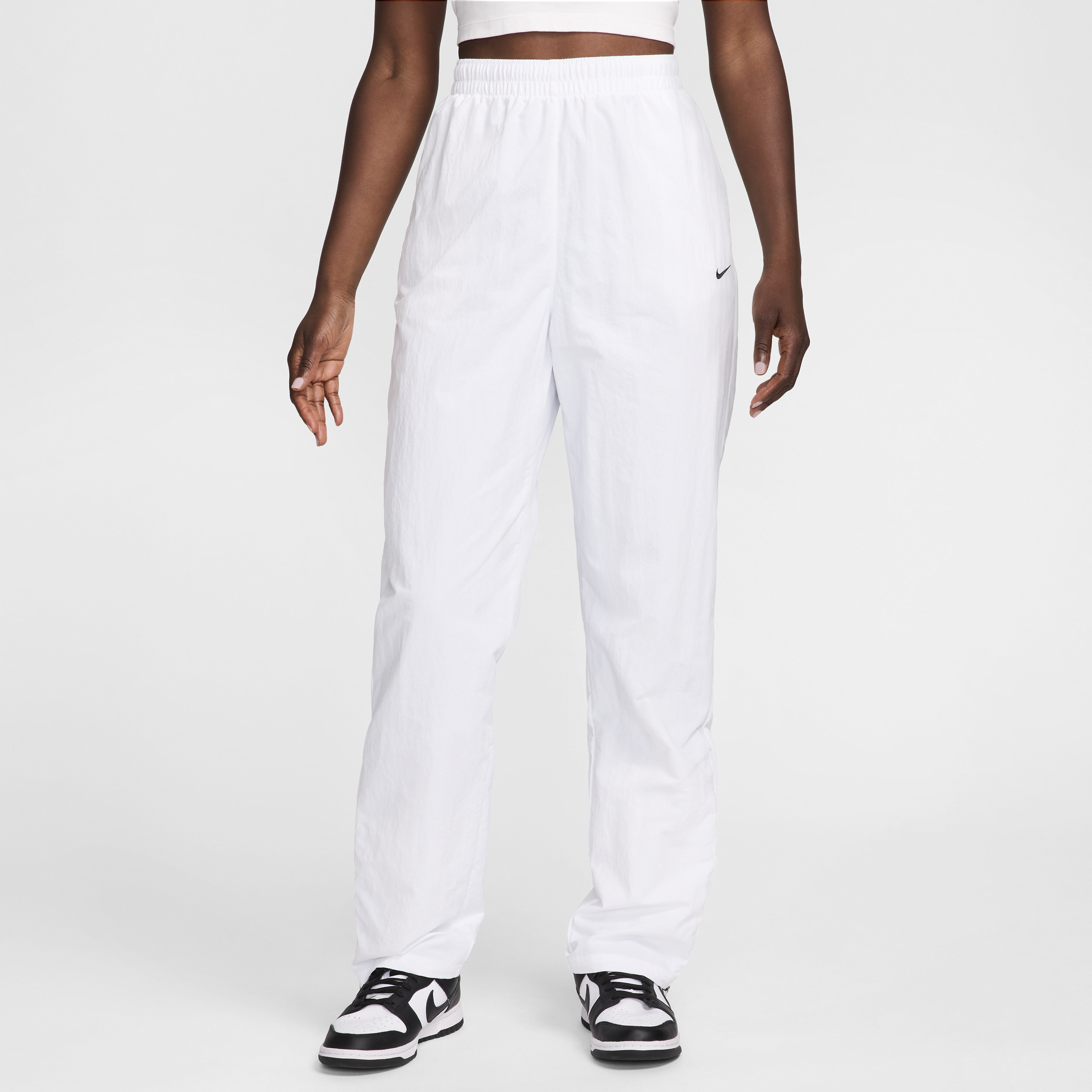 Nike Sportswear Essential damesbroek met uv-bescherming, hoge taille en open zoom met rits - Wit