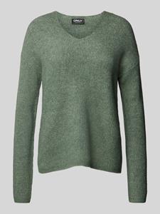 Only Regular fit gebreide pullover met V-hals, model 'CAMILLA'