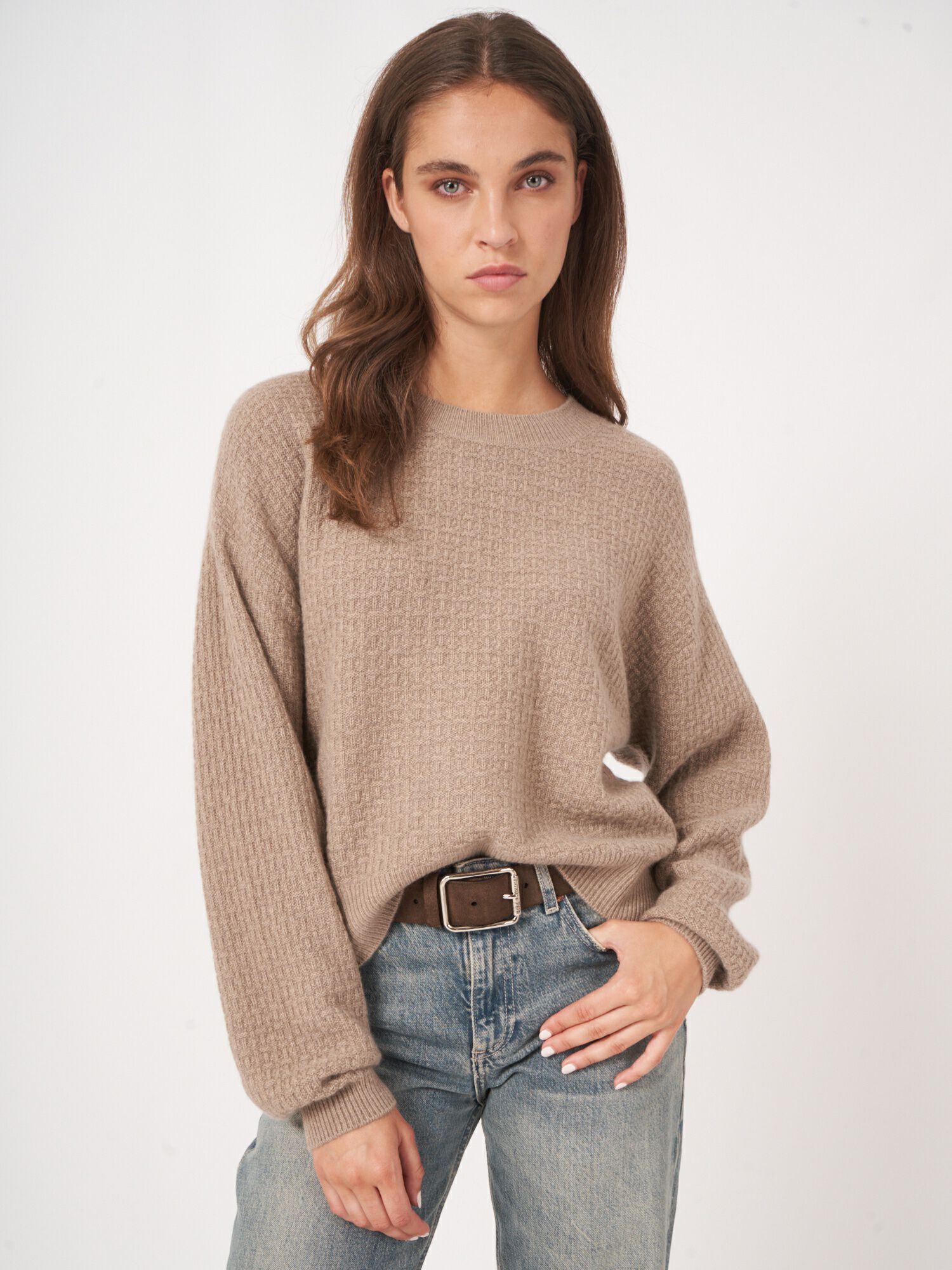 REPEAT cashmere Ronde hals cashmere trui met structuur en wijde mouwen