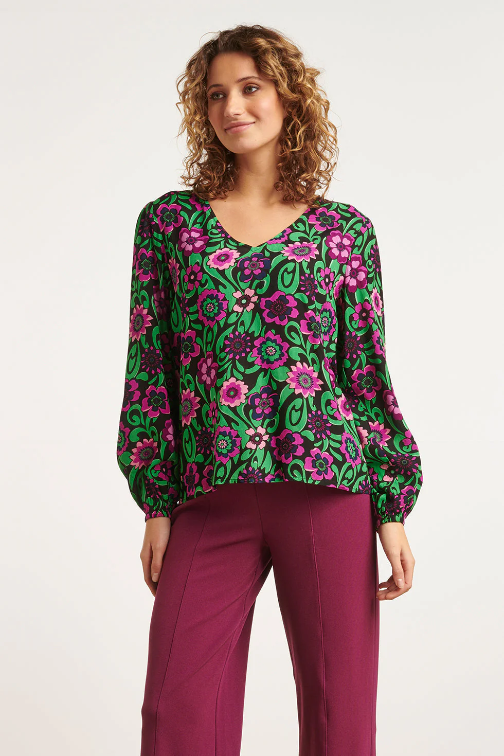 Smashed Lemon 23671 dames top met bloemenprint in groen zwart en