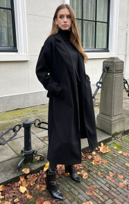 Jurkjes Long Coat Leona Zwart