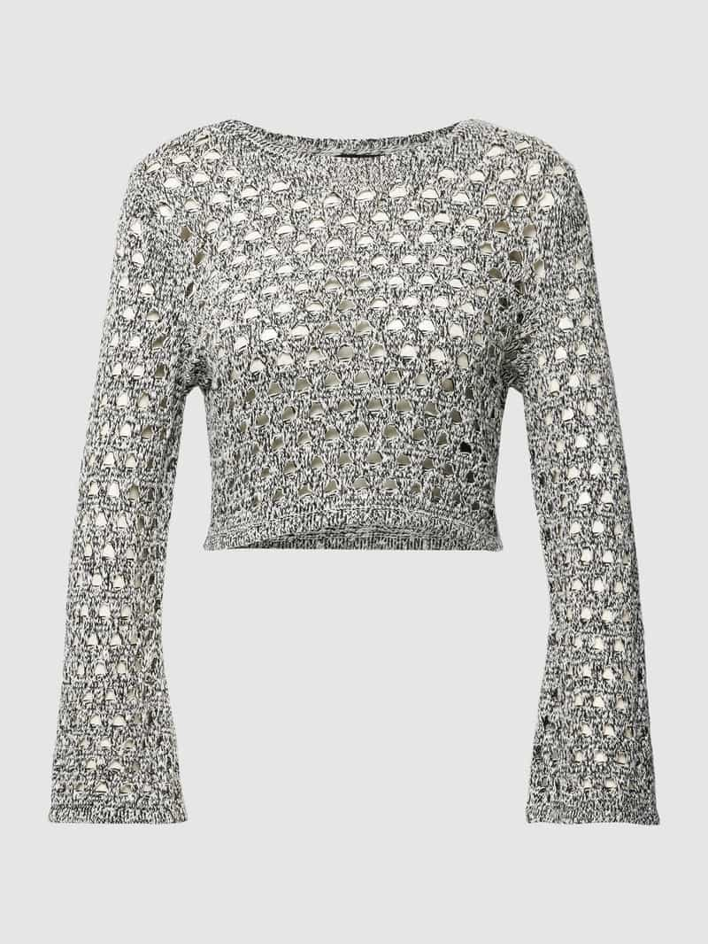 Only Korte gebreide pullover met all-over broderie anglaise, model 'EMINA'