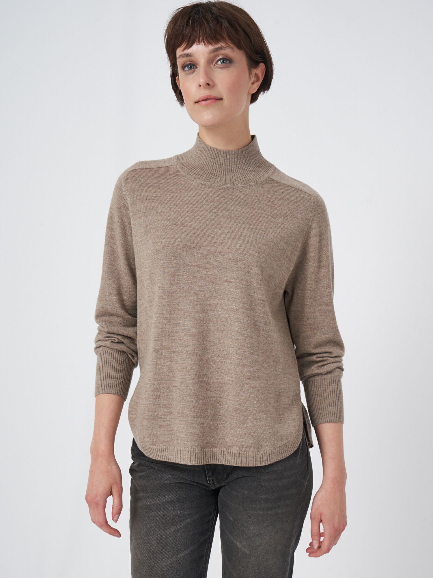 REPEAT cashmere Merino wollen trui met brede geribde opstaande kraag