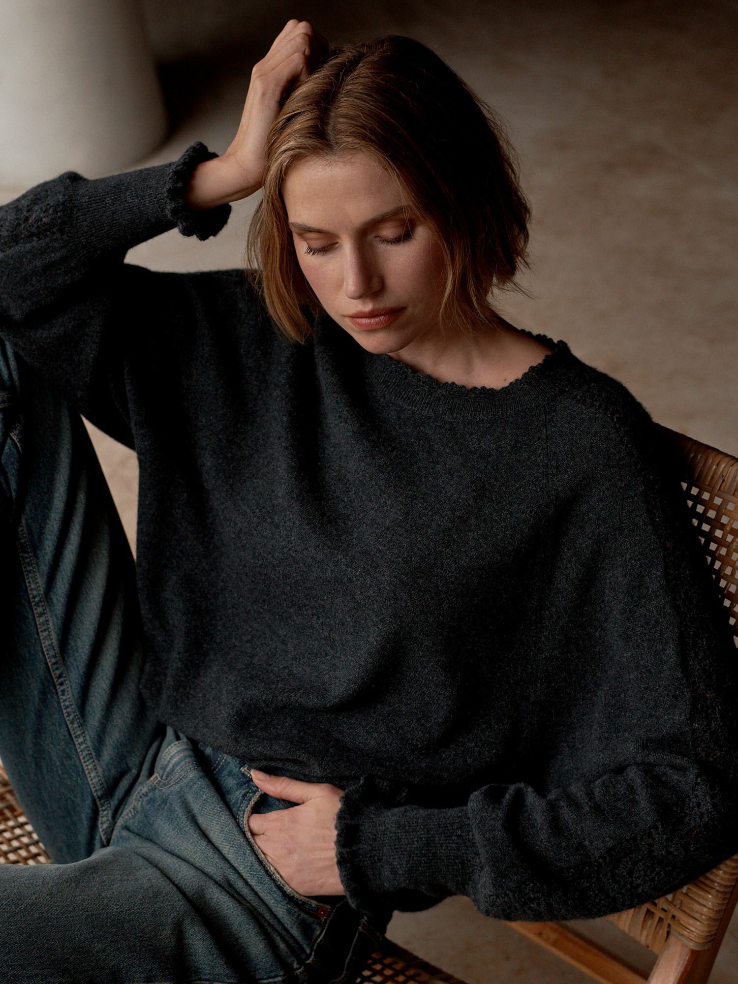 REPEAT cashmere Cashmere trui met gehaakte details