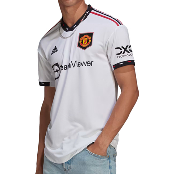 Adidas T-shirt  -