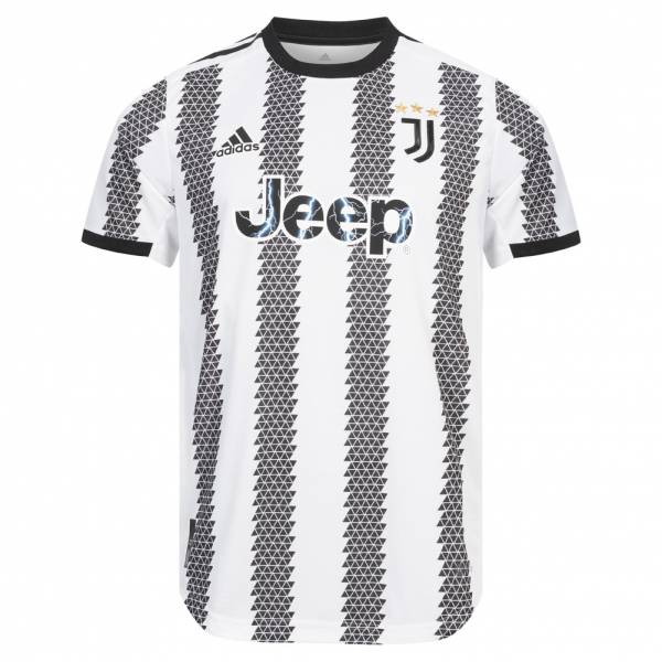 Adidas T-shirt  -