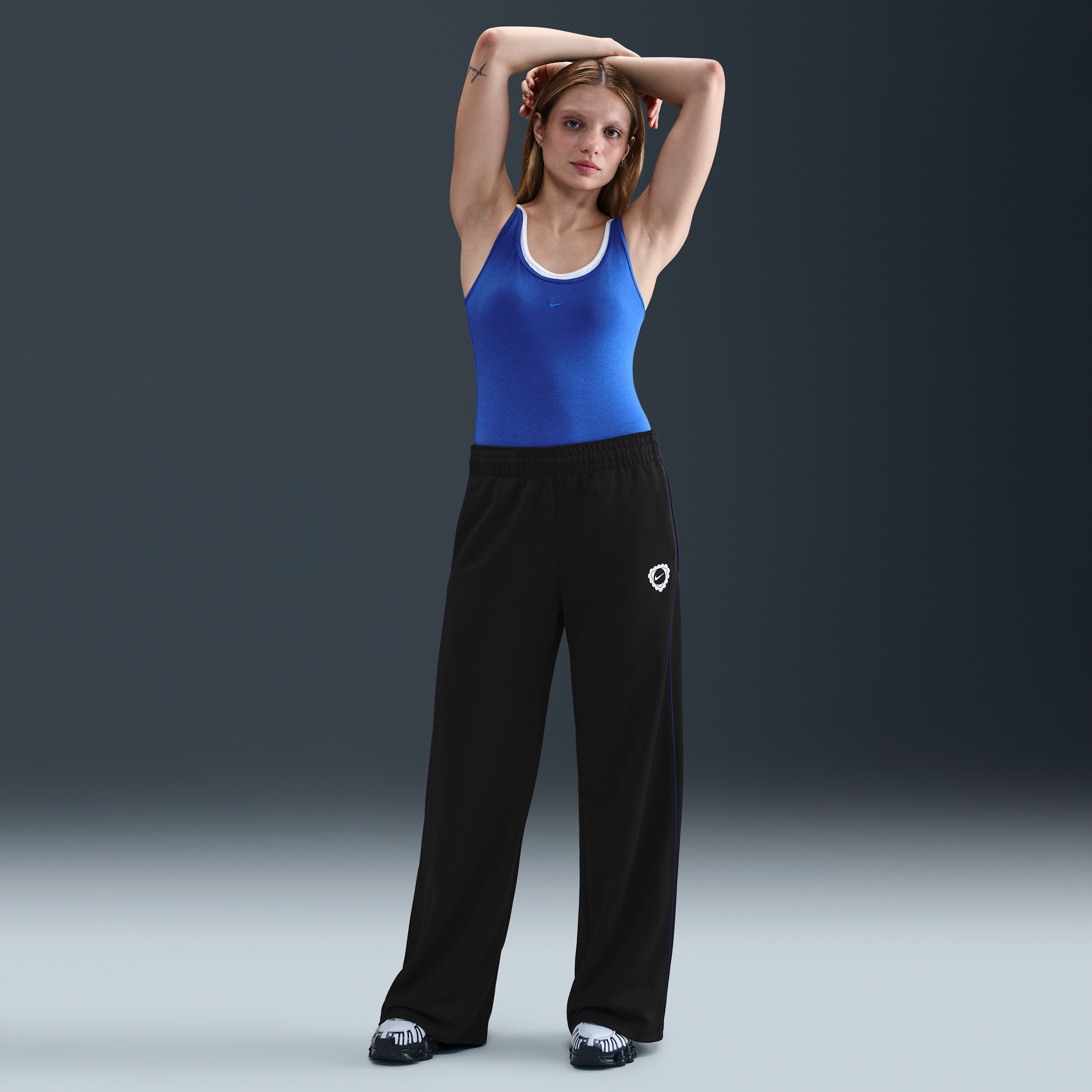 Nike Sportswear damesbroek met halfhoge taille - Zwart