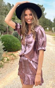 The Musthaves Ruffle Top Met Pofmouwen Metallic Paars