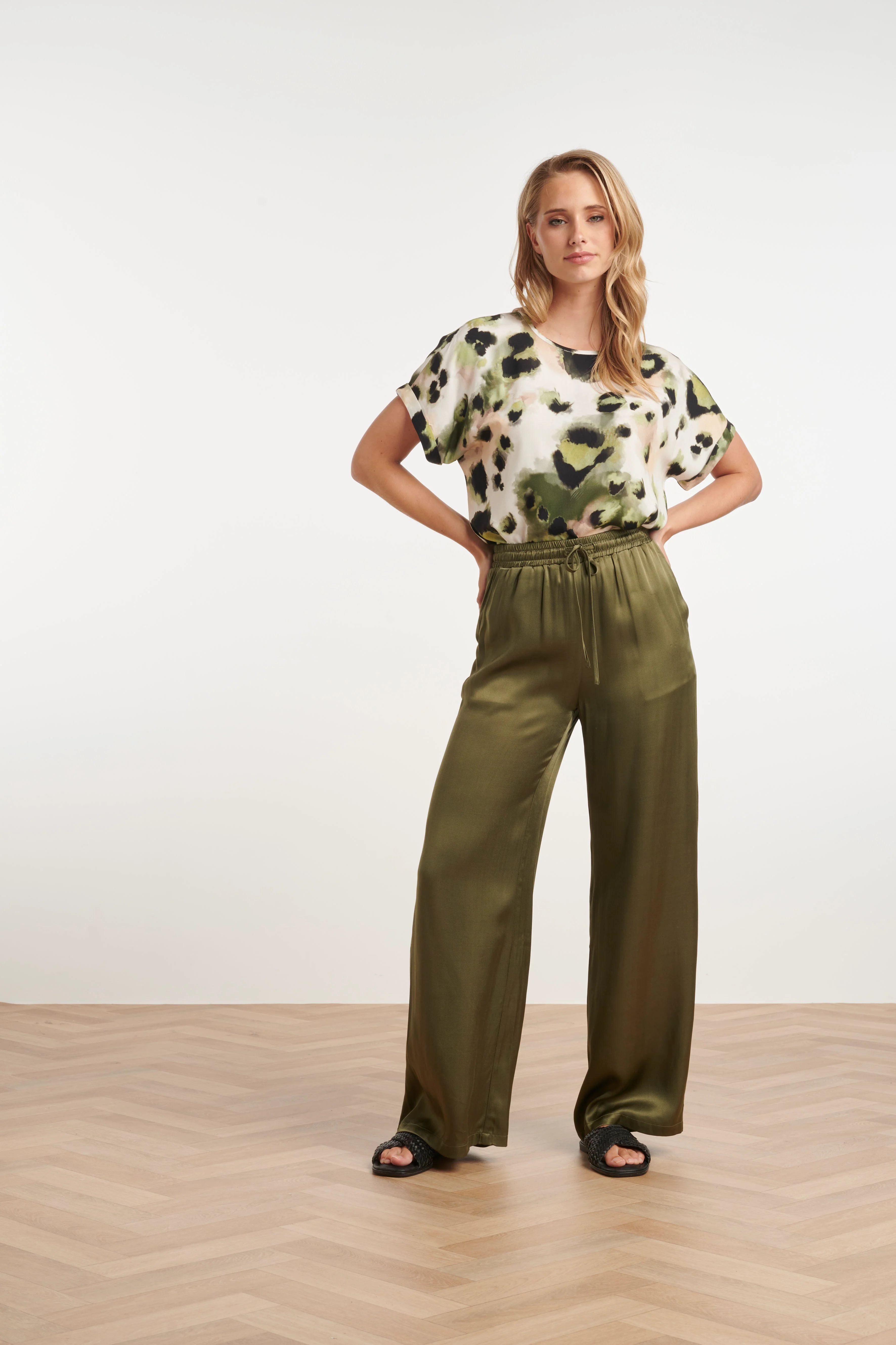 Smashed Lemon 25425, tops |