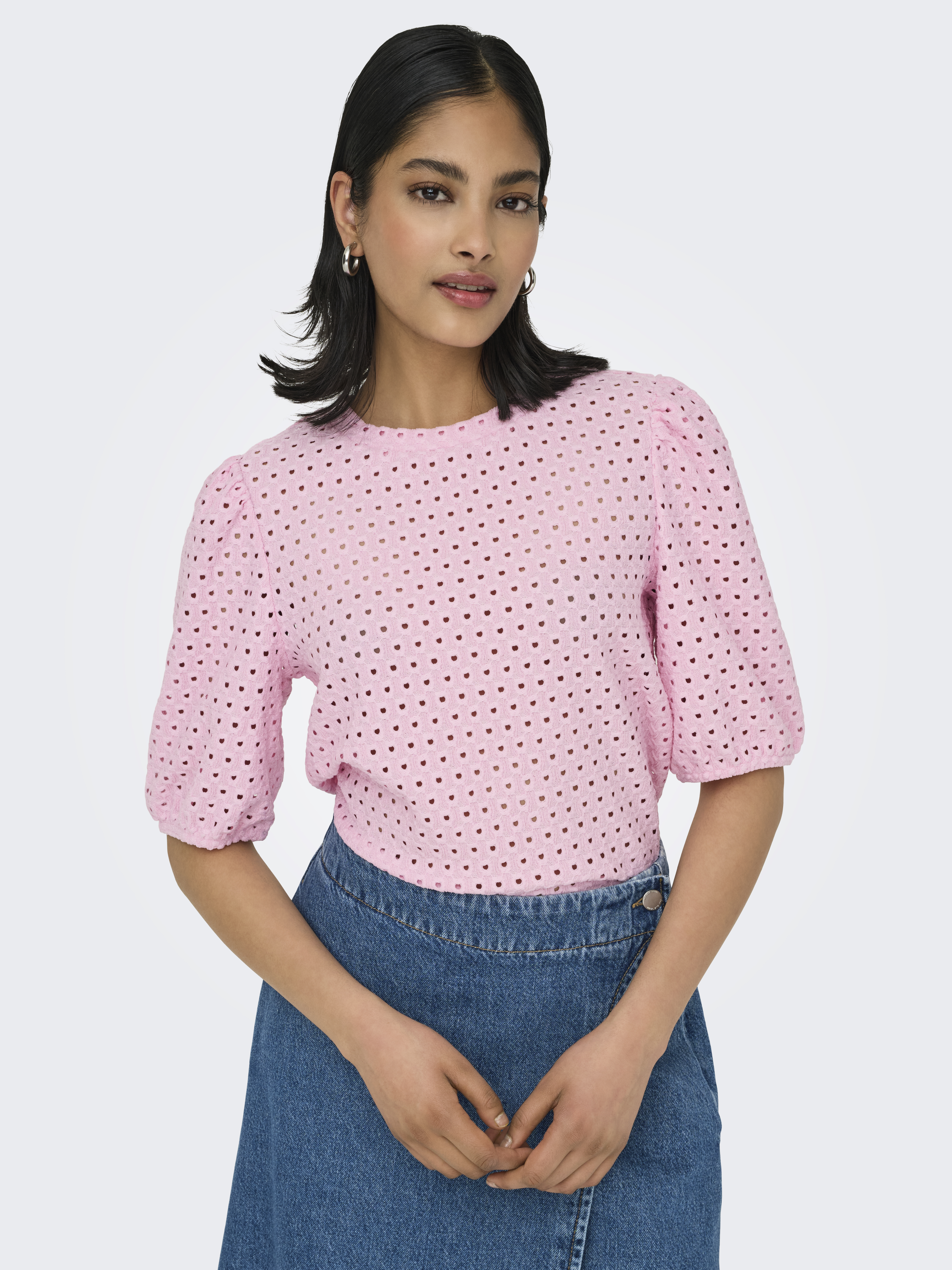 Only Shirt met korte mouwen ONLELISA S/S O-NECK TOP BOX JRS