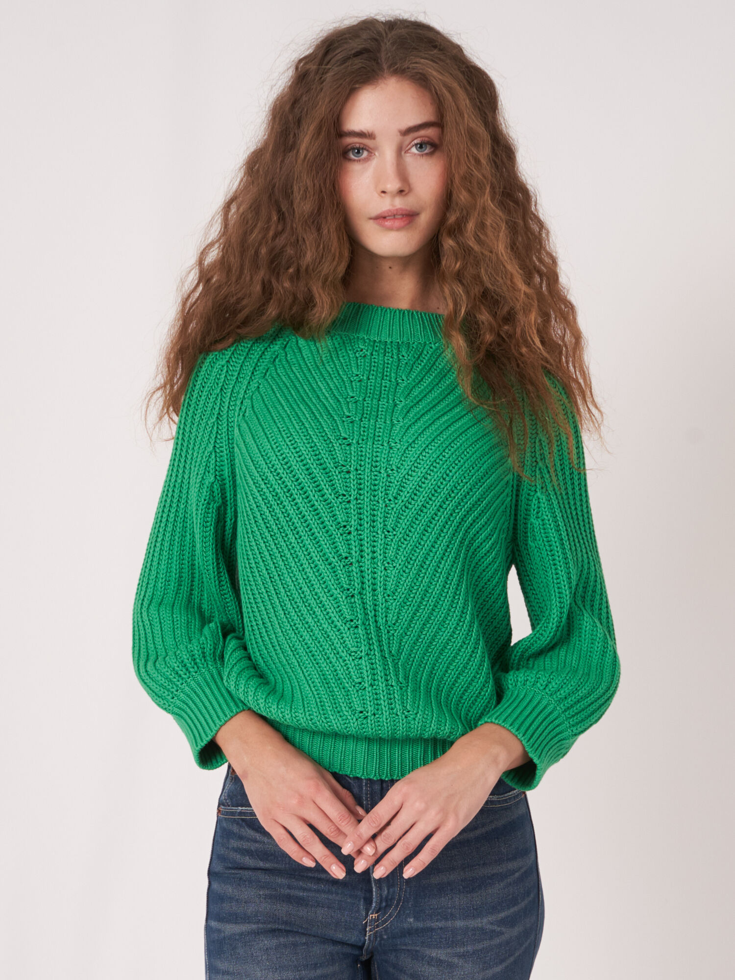 REPEAT cashmere Grof gebreide trui met korte pofmouwen