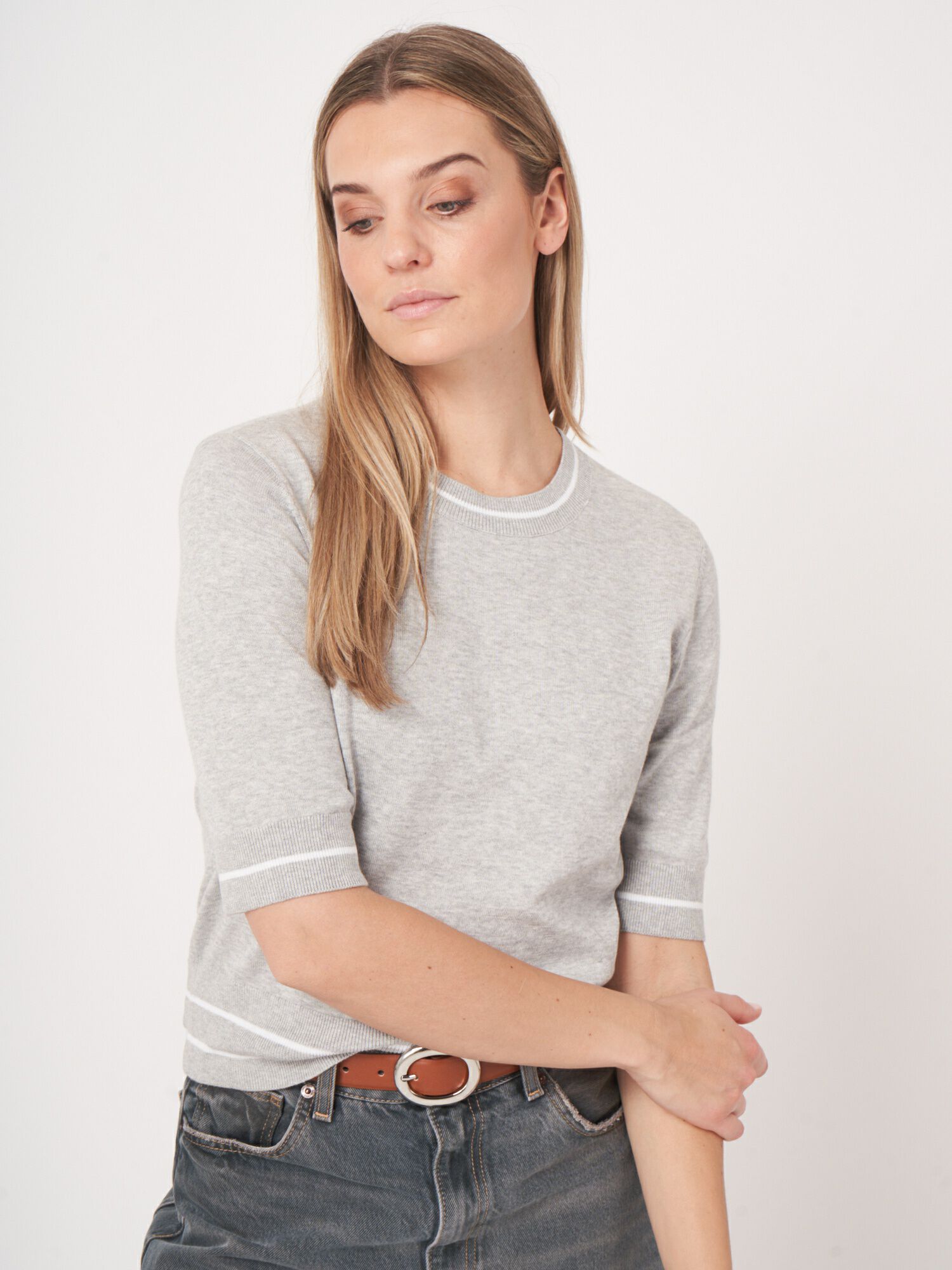 REPEAT cashmere Kort mouw trui met strependetail in katoenmix