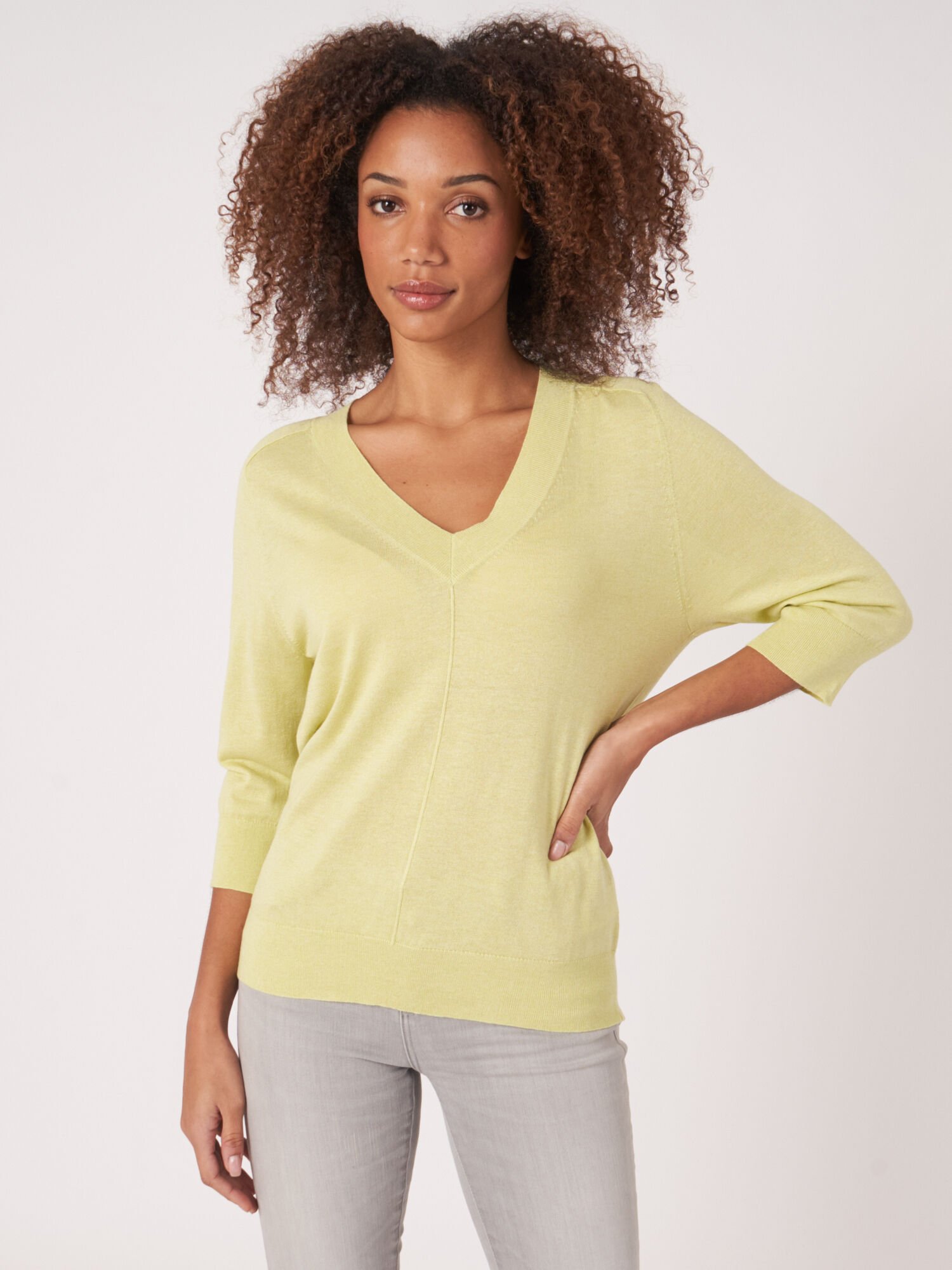 REPEAT cashmere Super fijngebreide trui met korte mouw van cashmere-zijdemix