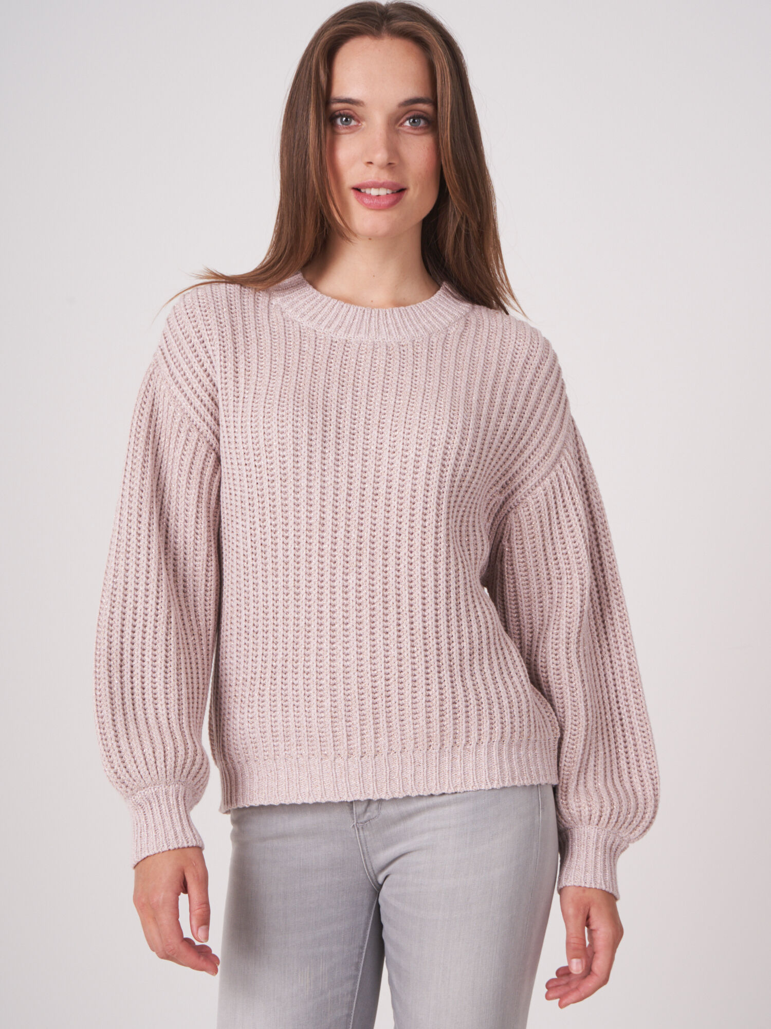 REPEAT cashmere Grofgebreide ribtrui van glinsterend Italiaans garen