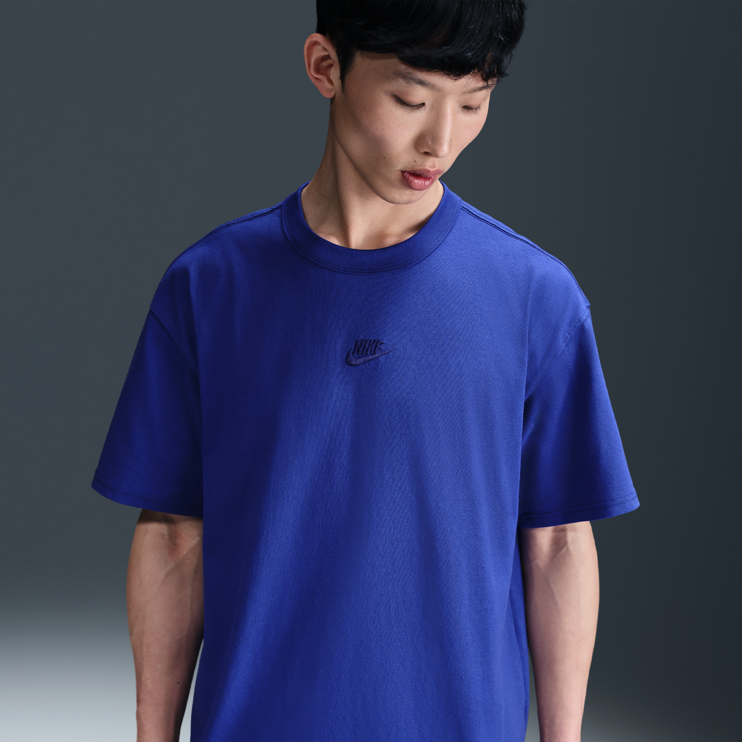 Nike Premium Essentials T-Shirt, Purple