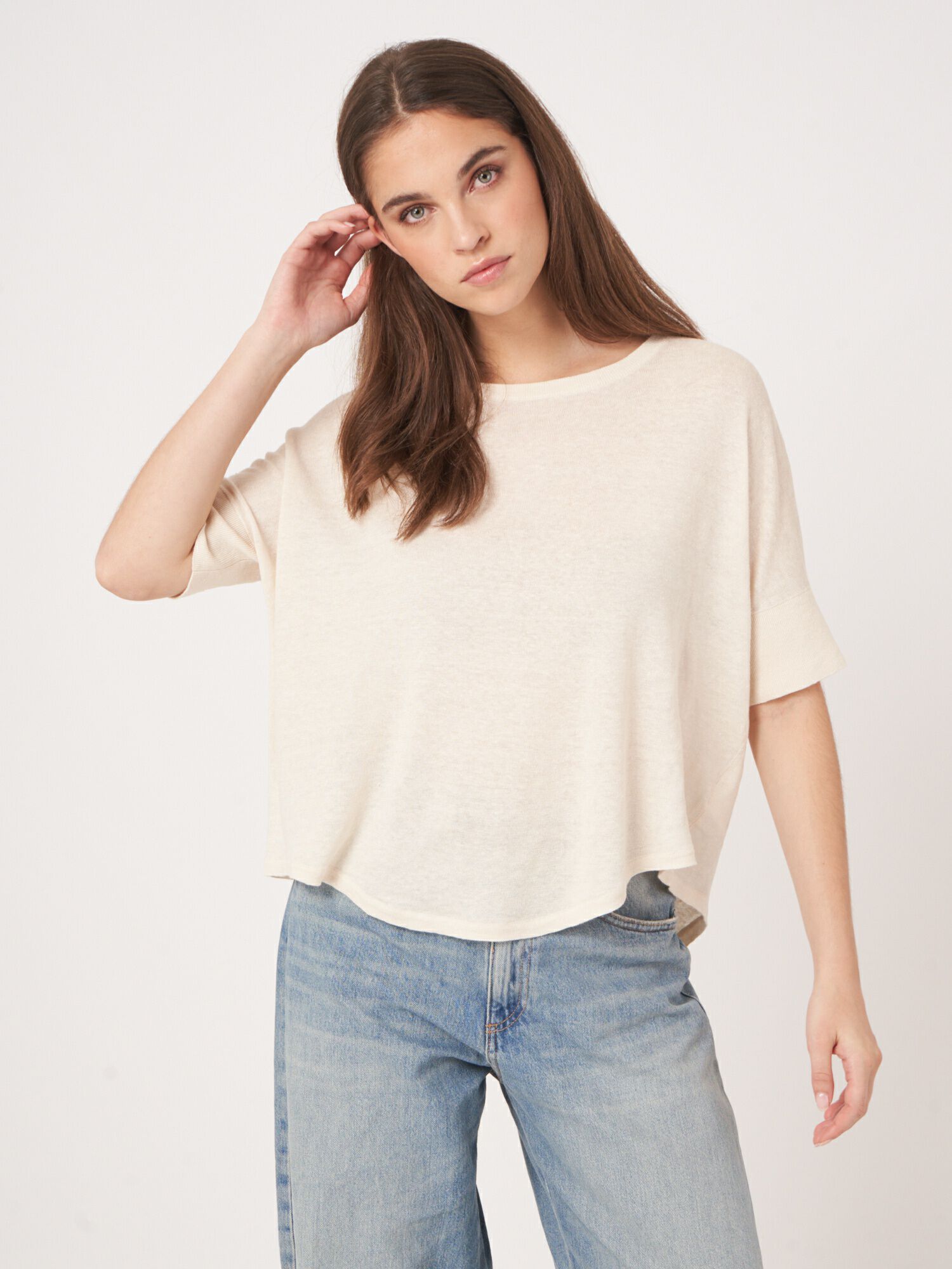 REPEAT cashmere Fijn gebreide trui van zuiver linnen