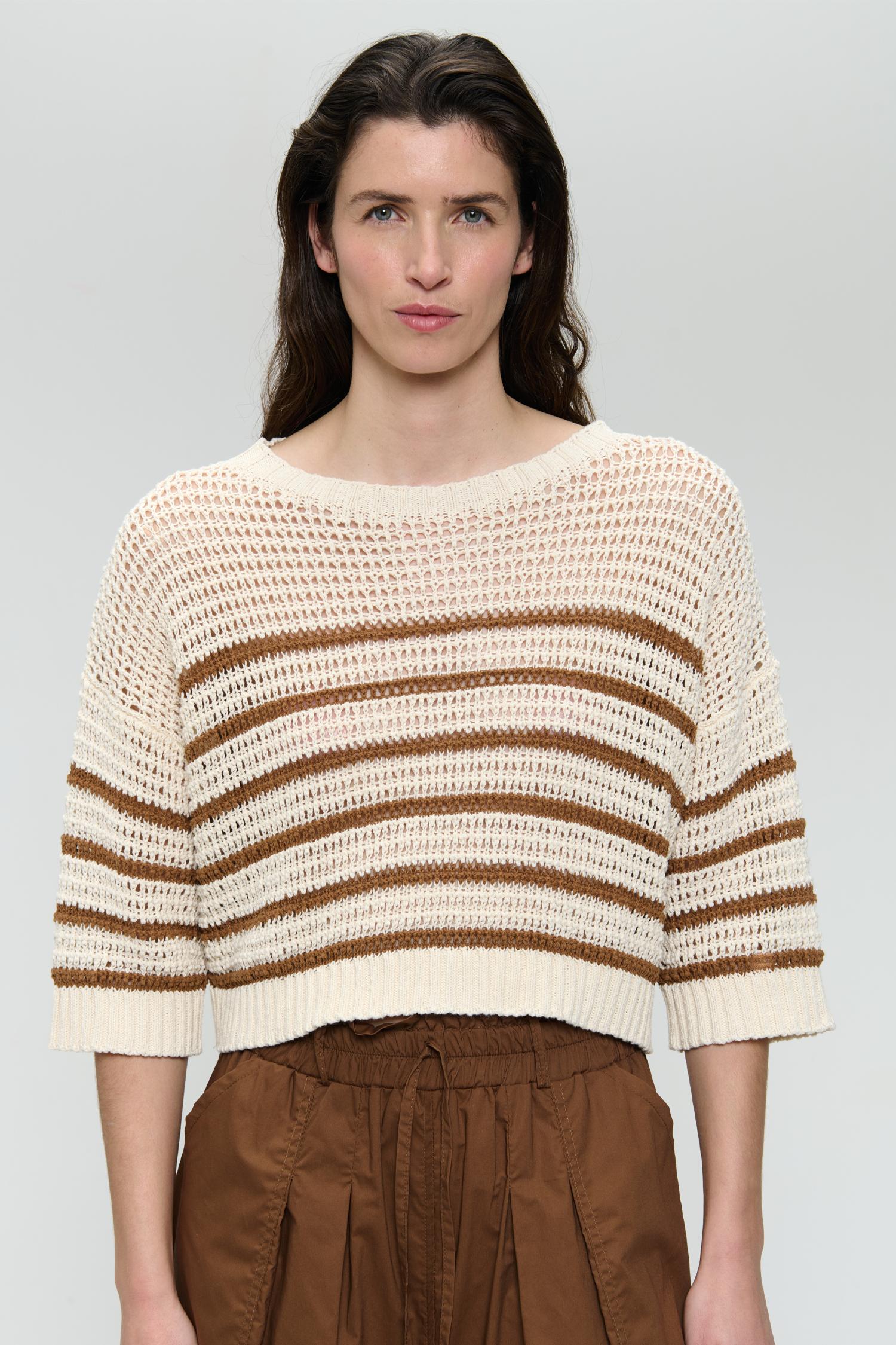 Jane Lushka Cotton fibers line pullover 25018 bdc 25018