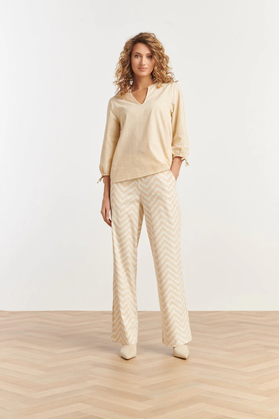 Smashed Lemon 25234 wide leg travel broek met zigzag print |