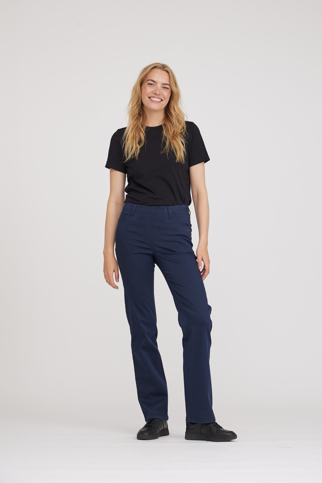 LAURIE Damen vegan Hose Tracy Straight Ml Marineblau