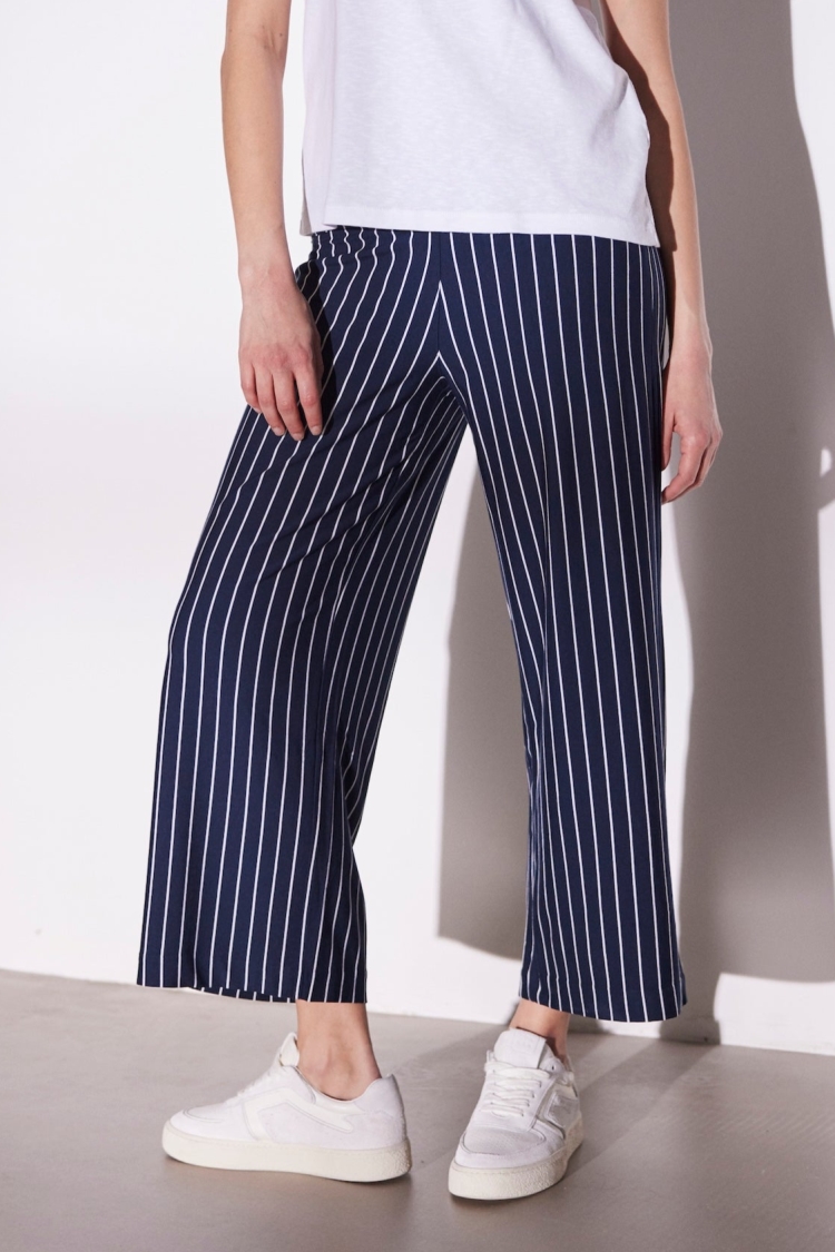 LAURIE Damen vegan Lose Hose Crop Jersey Donna Navy Stripe