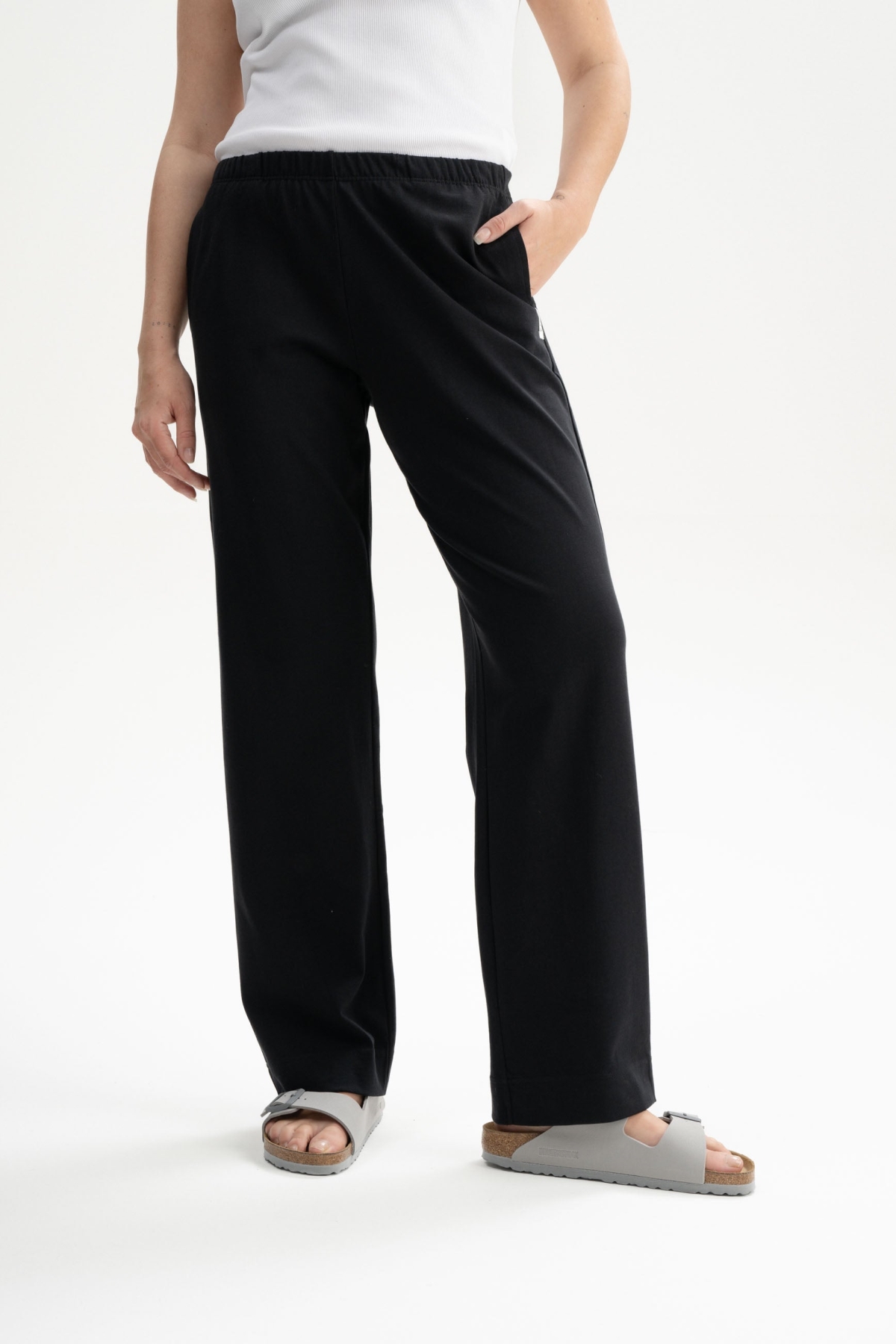 MELA Damen vegan Hose Kirani Schwarz