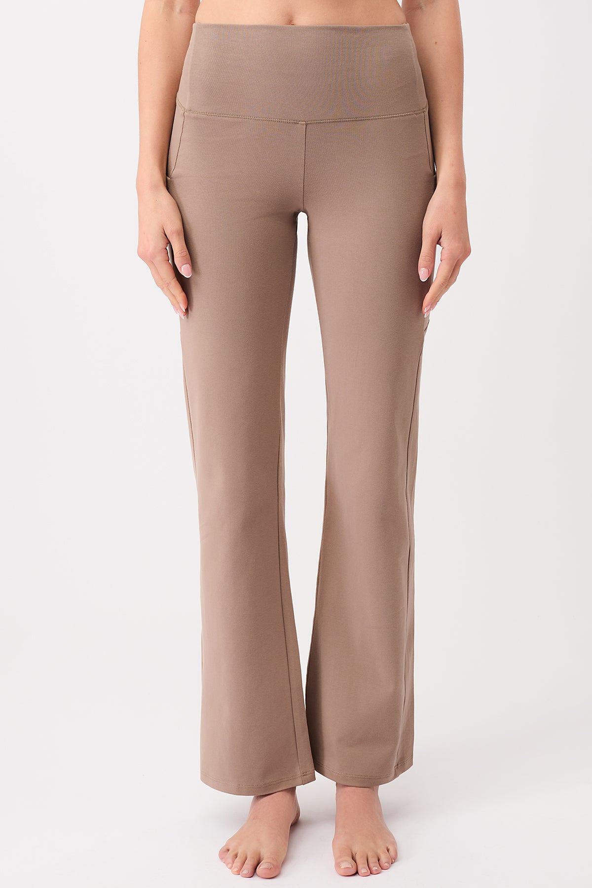 Mandala Damen vegan Hose Straight Curtado Braun
