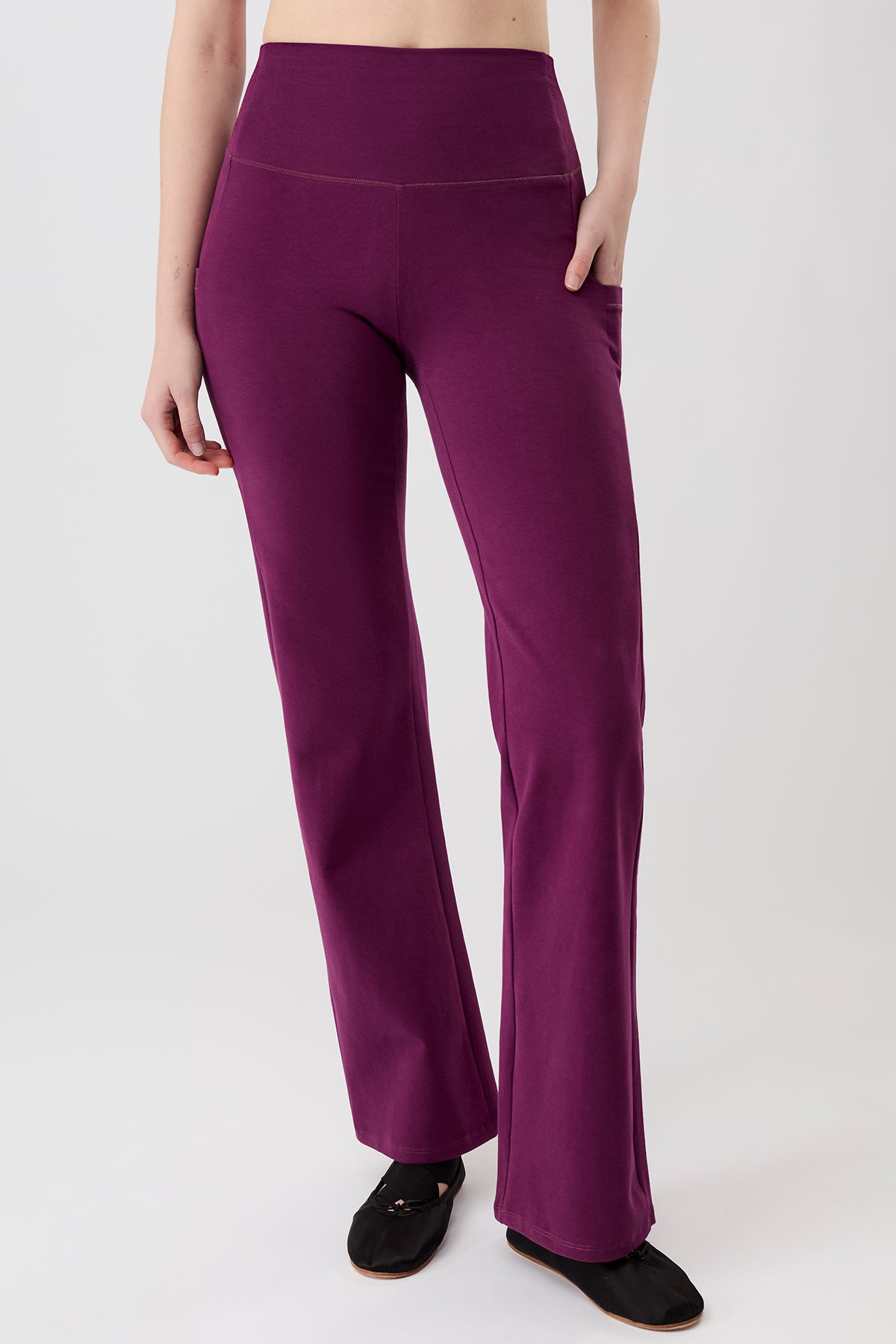Mandala Damen vegan Hose Gerade Pflaume Lila