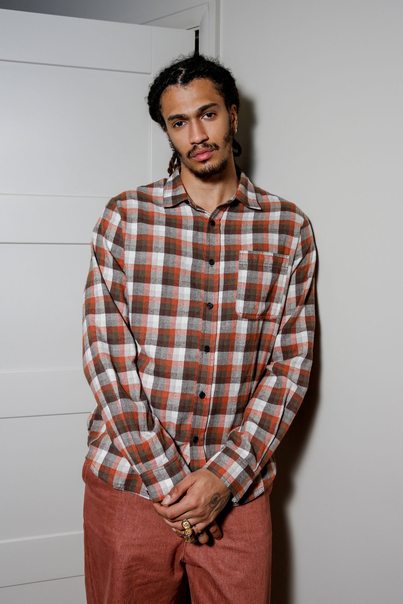 KOMODO Herren vegan Flanellhemd Santi Check Oat / Rot