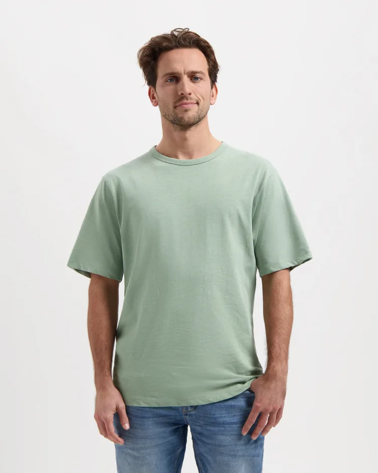 Kuyichi Herren vegan Leinen Tee Liam Soft Petrol