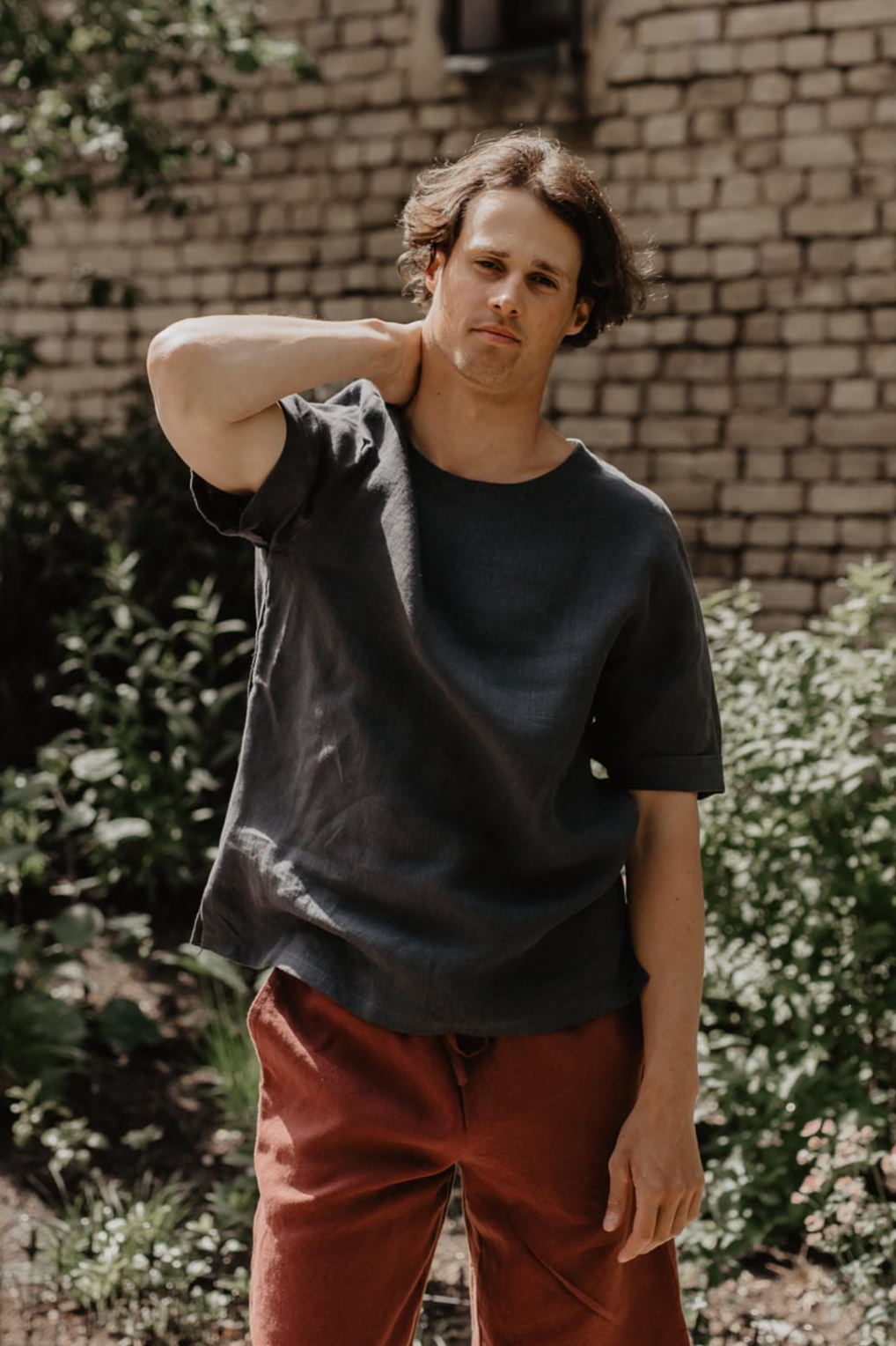 AmourLinen Herren vegan Top Atlas Holzkohle