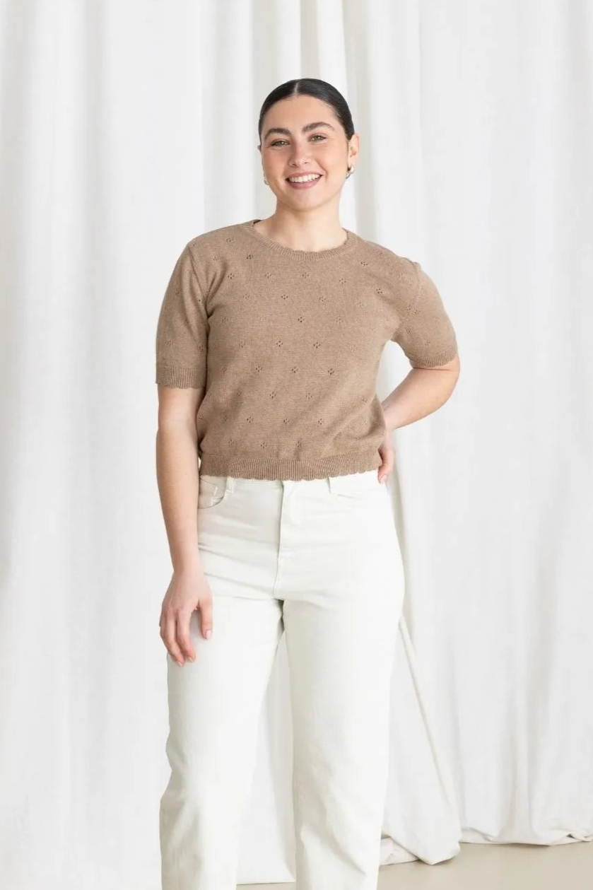 Clotsy Damen vegan Top Kurzarm Mocha