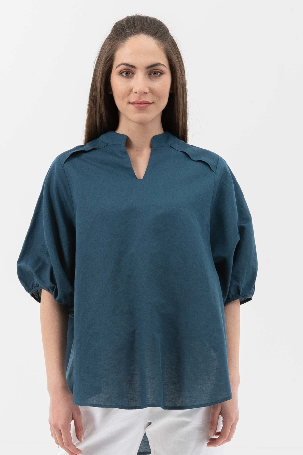 ORGANICATION Damen vegan Bluse V-Ausschnitt Navy
